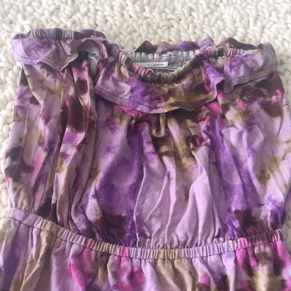 Tube top and ruffle dress from URBAN OUTFITTERS - Picture 2 of 3